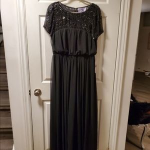 New JS modest black short sleeve maxi beaded dress